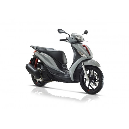 Alquiler 1º Dia Piaggio Medley 125