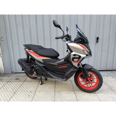 Aprilia SR GT Sport 125 4T gris 2025 0.km