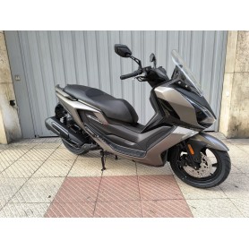 Kymco Super dink GT 350 ABS 4T Marrón Quantum 2025 0.km Kymco Super dink GT 350 ABS 4T Marrón Quantum 2025 0.km