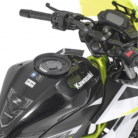 Tank-lock Givi Kawasaki Z125 BF42