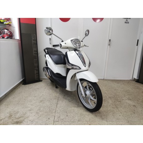 Piaggio Liberty 50 4t blanco 2021 14423.Km